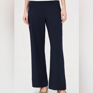 DONNI. The crepe simple pants in navy NWT